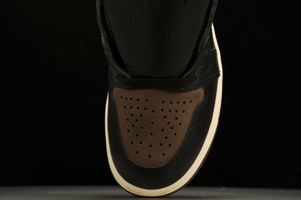 Jordan 1 Mid Peach Mocha (W)