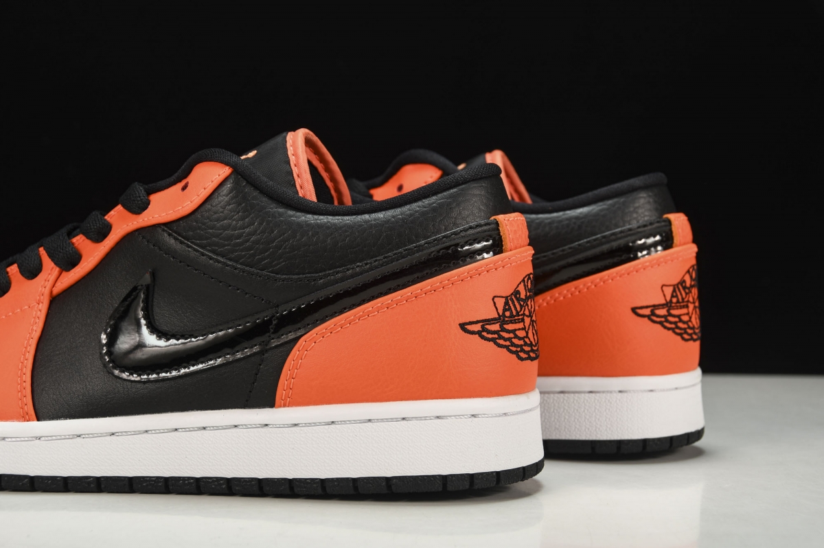 Jordan 1 Low SE Black Turf Orange