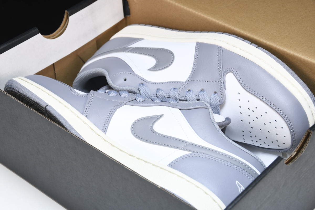 Jordan 1 Low Vintage Stealth Grey