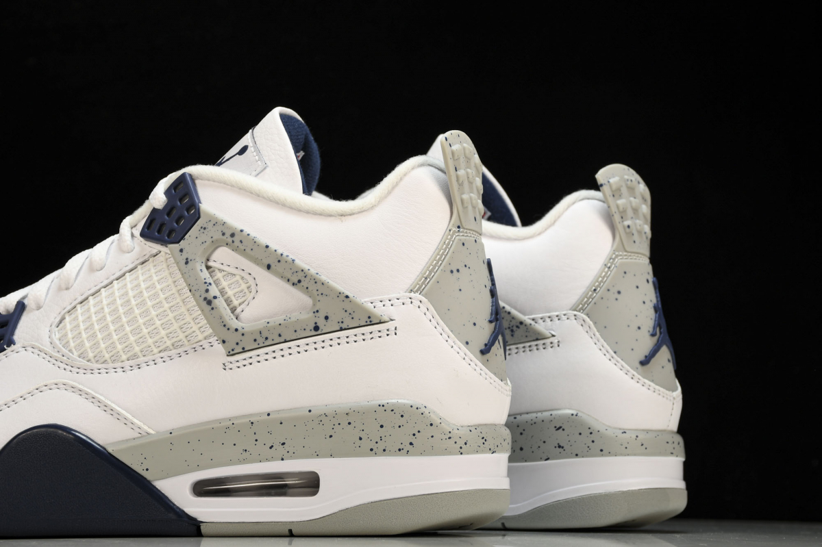 Jordan 4 Retro Midnight Navy