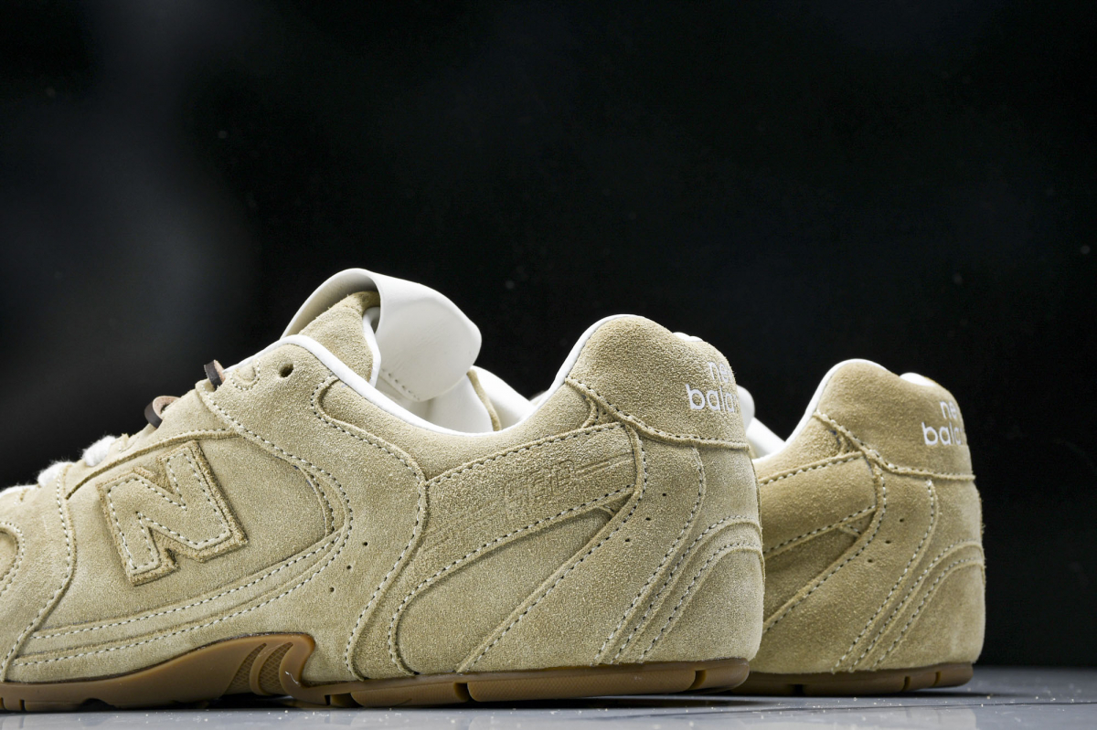 Miu Miu x New Balance 530 "Brown"
