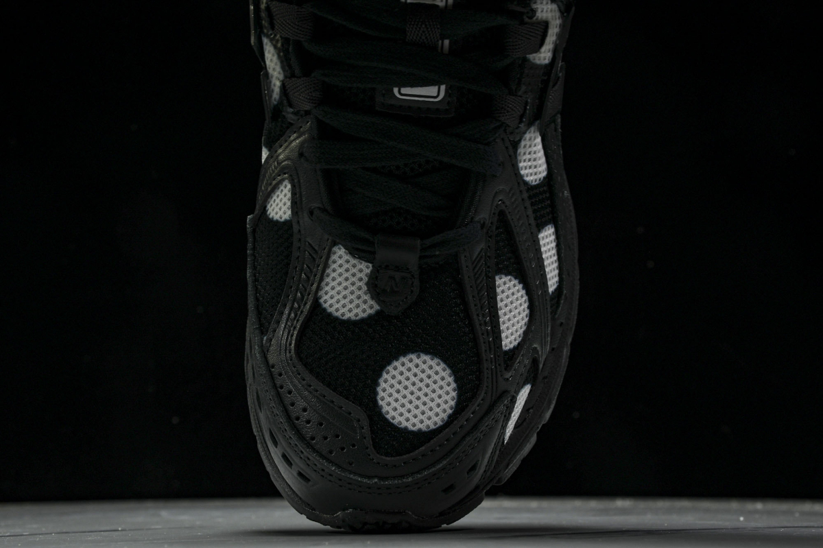 New Balance 1906R Polka Dot Phantom