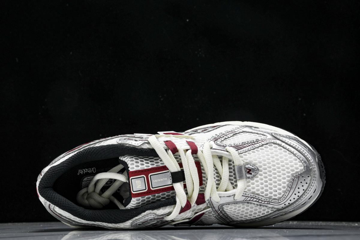 New Balance 1906R Silver Classic Crimson