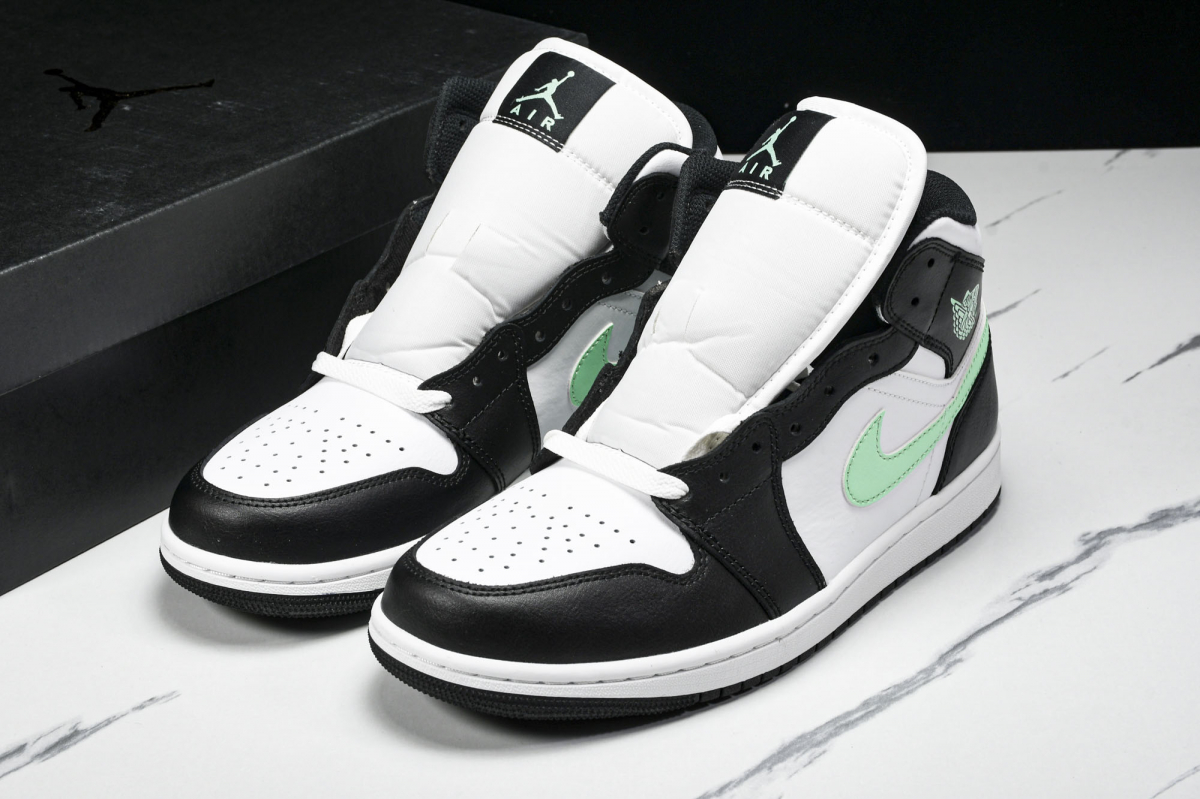 Jordan 1 Mid Green Glow