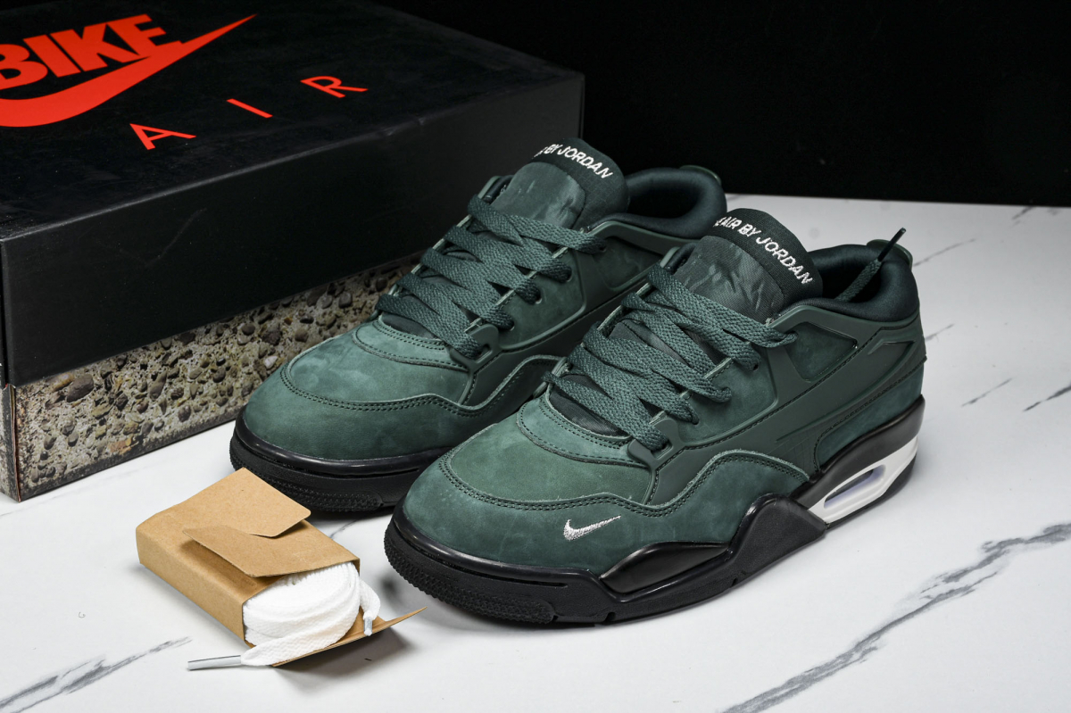 Jordan 4 RM SP Nigel Sylvester Grandma