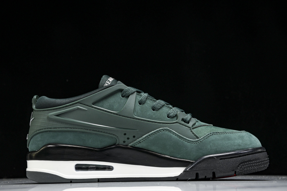 Jordan 4 RM SP Nigel Sylvester Grandma