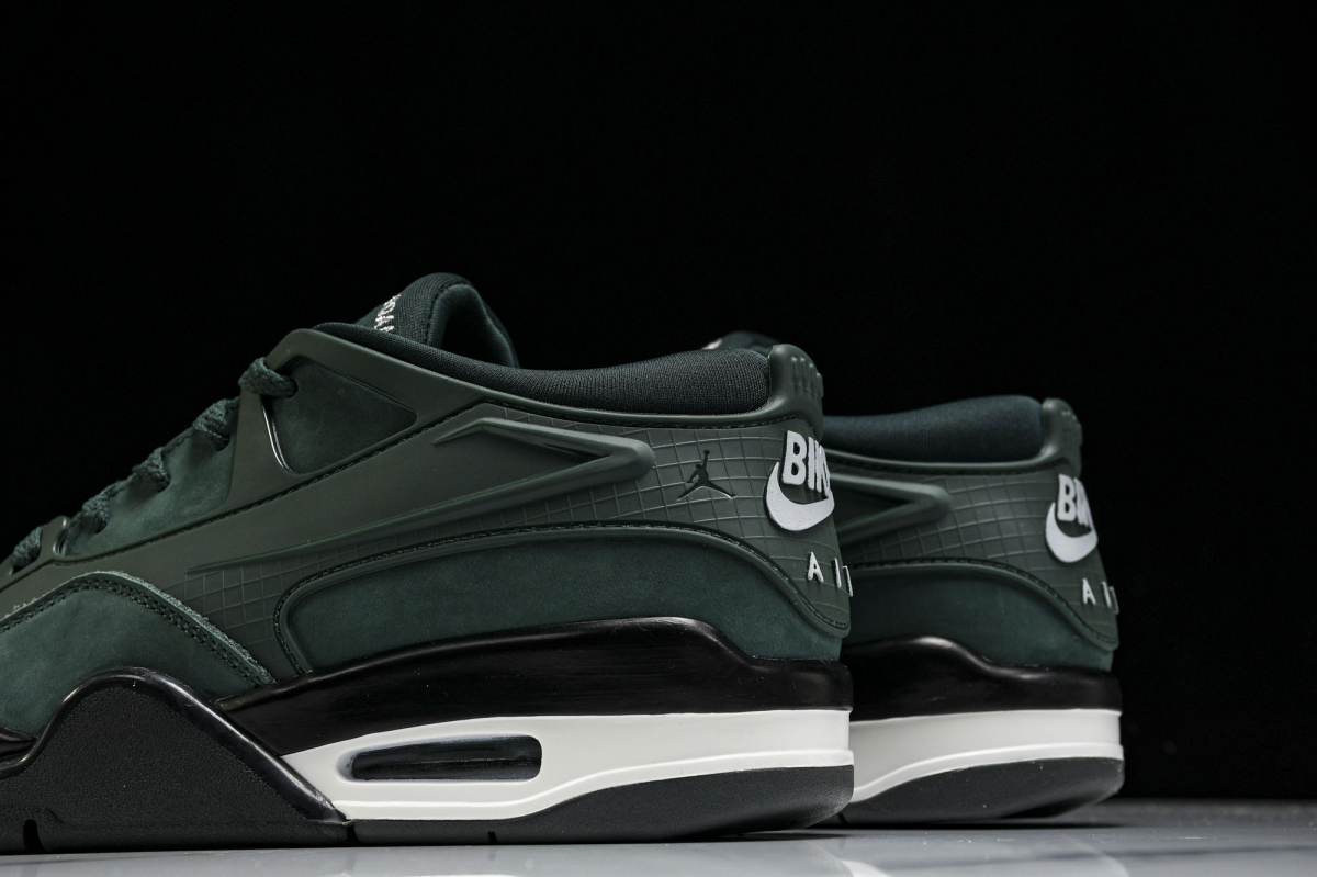 Jordan 4 RM SP Nigel Sylvester Grandma