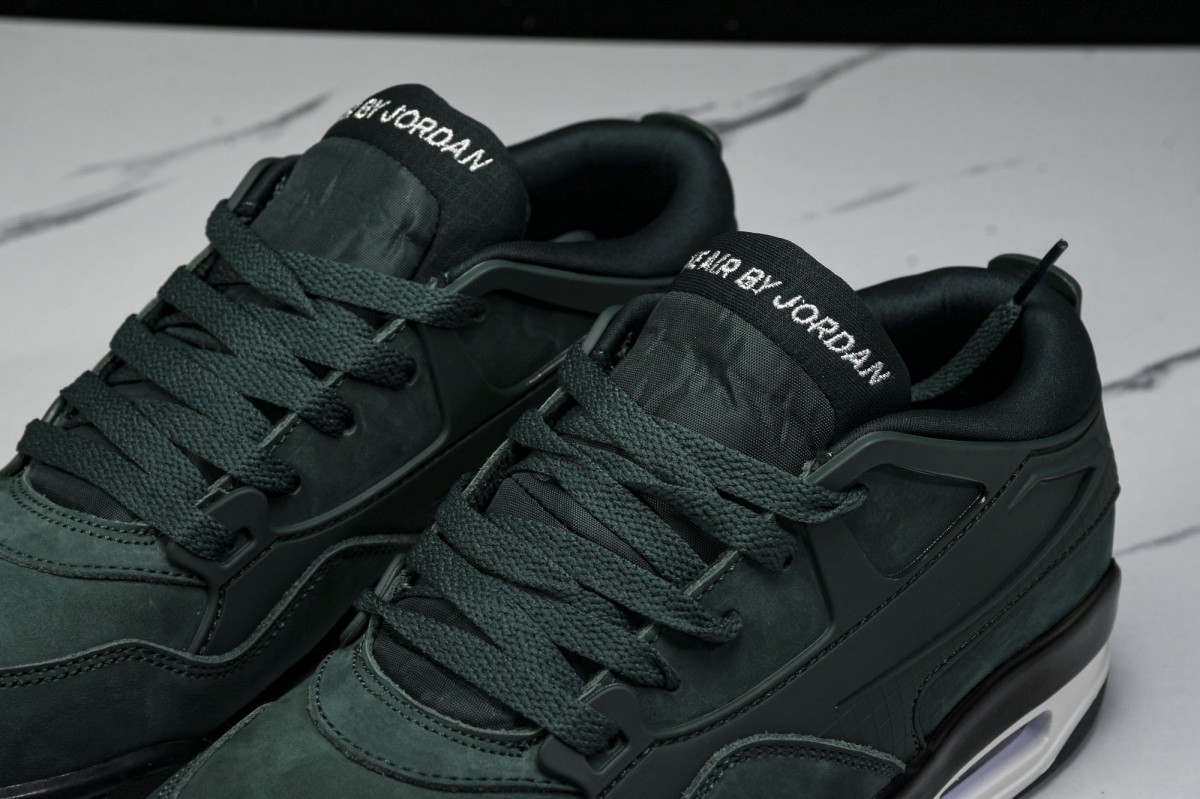 Jordan 4 RM SP Nigel Sylvester Grandma